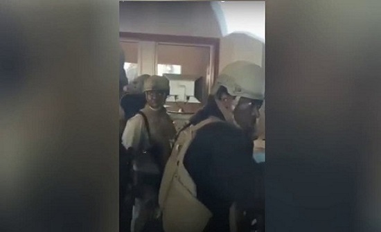 مشاهد للتأهب الأمني داخل سفارة أميركا في بغداد مشاهد للتأهب الأمني داخل سفارة أميركا في بغداد