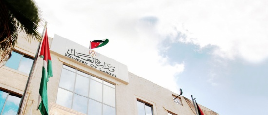 العمل تسقبل 4440 شكوى عبر الخط الساخن خلال العام الماضي