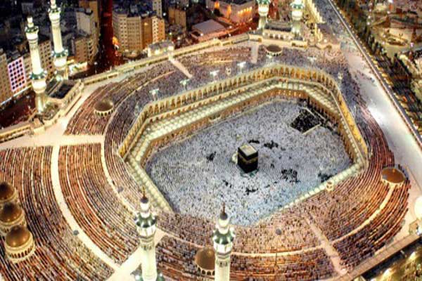 العبادي : الوزارة لن تتهاون مع مخالفات الشركات الناقلة للحجاج العبادي : الوزارة لن تتهاون مع مخالفات الشركات الناقلة للحجاج