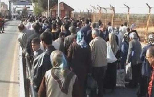 اعتقال 1.5 مليون موظف حكومي داخل حدود سوريا اعتقال 1.5 مليون موظف حكومي داخل حدود سوريا