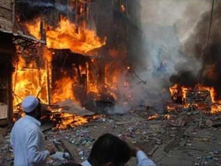 قتلى بتفجير انتحاري أثناء صلاة العيد بمسجد أفغاني قتلى بتفجير انتحاري أثناء صلاة العيد بمسجد أفغاني
