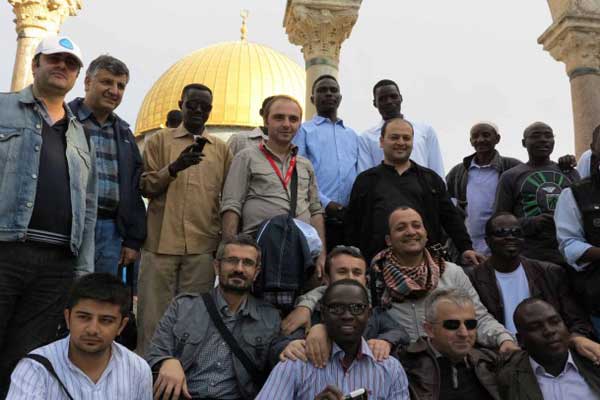 أتراك: عيدنا بالقدس تضامنًا مع الفلسطينيين أتراك: عيدنا بالقدس تضامنًا مع الفلسطينيين