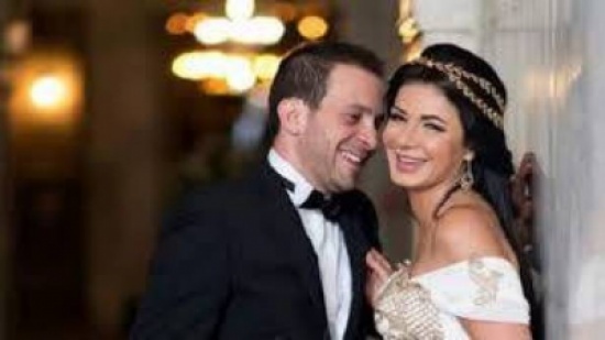 صورة نجلاء بدر الرومانسية مع زوجها تشعل انستغرام صورة نجلاء بدر الرومانسية مع زوجها تشعل انستغرام