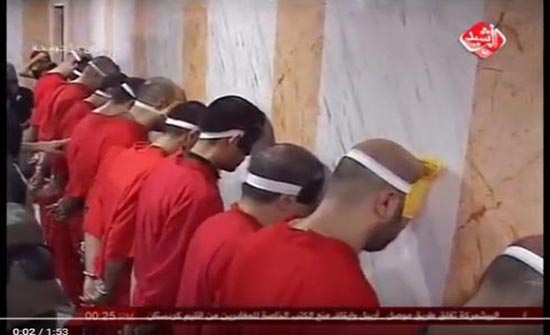 صورة : هؤلاء تم اعدامهم في سجن الحوت جنوب العراق