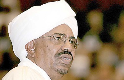 الرئيس السوداني يقول ان نزاعات دارفور وكردفان والتيل الازرق ستنتهي في 2016|