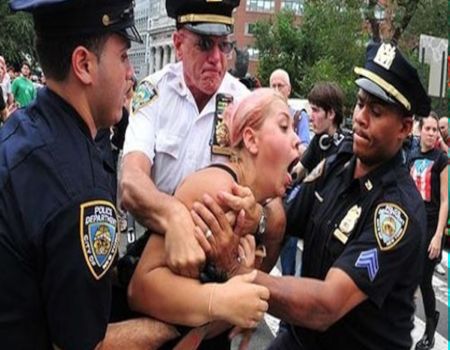 أمريكي يشتكي زوجته للشرطة لسرقتها المخدرات منه