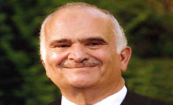 شاهدوا الأمير الحسن في وسط البلد مستمتعا بالمطر .. صورة شاهدوا الأمير الحسن في وسط البلد مستمتعا بالمطر .. صورة