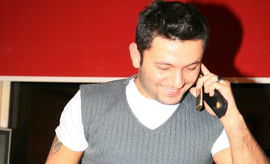 زياد برجي يغني لطفله يوسف واللقاء الأول - بالفيديو