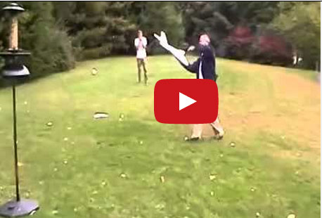 أراد الاستعراض فأحرج نفسه أمام زوجته وأولاده !