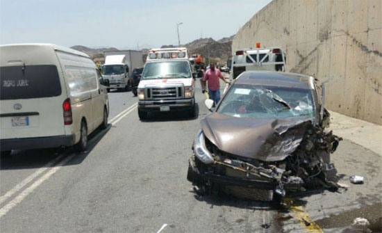 3 إصابات بحادث تصادم في طبربور 3 إصابات بحادث تصادم في طبربور