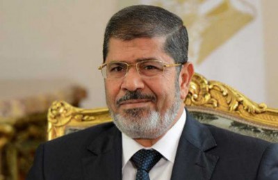 لأول مرة.. مرسي شاهد ومتهم في قضيتين بيوم واحد لأول مرة.. مرسي شاهد ومتهم في قضيتين بيوم واحد