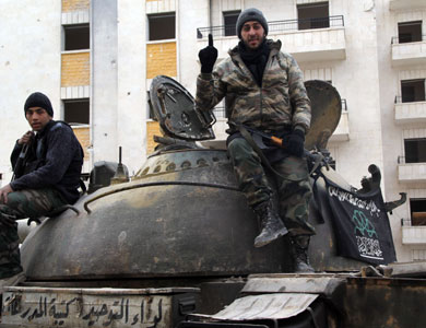 الجيش الحر: قطع امتداد ‘داعش’ مع العراق أفقده جزءاً كبيراً من قوته في سوريا