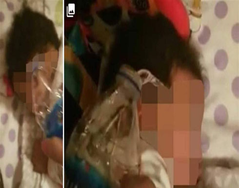 حاولت إغراق رضيعتها.. ثم نشرت المقطع "الصادم" على فيسبوك! حاولت إغراق رضيعتها.. ثم نشرت المقطع "الصادم" على فيسبوك!