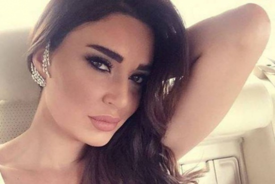 بالفيديو.. سيرين عبد النور تحتفل بعيد ميلادها مع نادين الراسي!