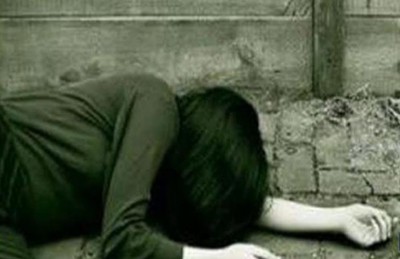 مصرية تلقي بنفسها من الطابق السابع من أجل حبيبها مصرية تلقي بنفسها من الطابق السابع من أجل حبيبها