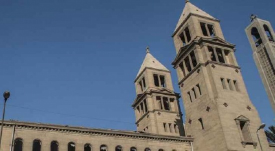 مصر.. سقوط قتلى بتفجير استهدف كنيسة في طنطا مصر.. سقوط قتلى بتفجير استهدف كنيسة في طنطا