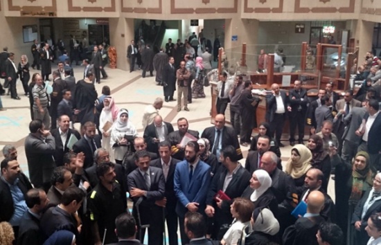 وقفة تضامنية لنقابة المحامين مع الشعب الفلسطيني وقفة تضامنية لنقابة المحامين مع الشعب الفلسطيني