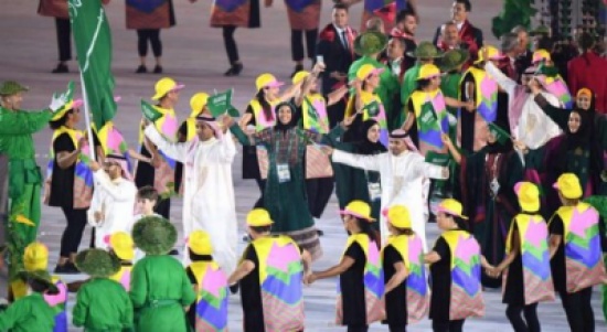 فيديو :السعوديات في افتتاح الألعاب الأولمبية يثرن الجدل