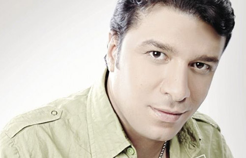 مصطفى كامل يستقيل من منصب نقيب الموسيقيين تضامنا مع "مطالب الشعب" مصطفى كامل يستقيل من منصب نقيب الموسيقيين تضامنا مع "مطالب الشعب"