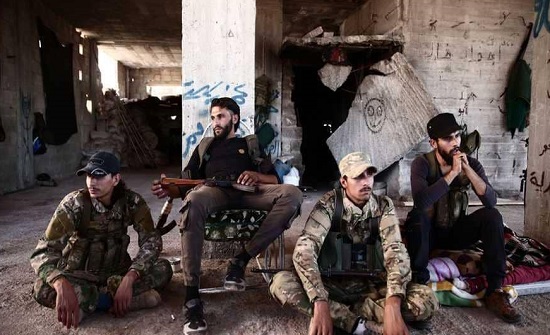 فصائل سورية تنسحب من إدلب بعد "أوامر" المخابرات التركية