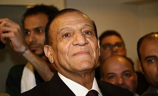 حزب مصري يرشح عنان لمواجهة السيسي بانتخابات الرئاسة