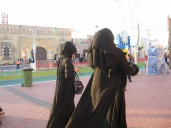 بعد 20 عاماً.. طلبت الطلاق لبخله فاكتشفت المفاجئة الصادمة بعد ذلك!!