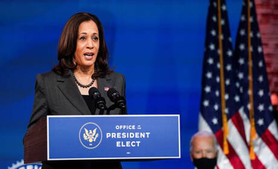 كامالا هاريس: 3 ملايين طالب أمريكي ليس لديهم إنترنت منزلي