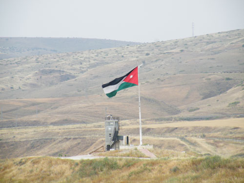 إسرائيل تنشر كتيبة مراقبة على الحدود مع الأردن إسرائيل تنشر كتيبة مراقبة على الحدود مع الأردن