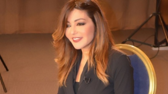 فيديو..سميرة سعيد تغني وهي بعمر الـ ٩ سنوات فيديو..سميرة سعيد تغني وهي بعمر الـ ٩ سنوات