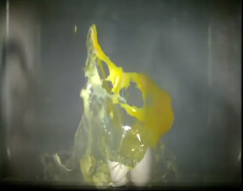 عجائب يمكن ان تحدث داخل " المايكرويف"