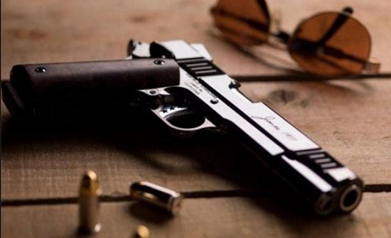 الزرقاء : ضبط 19 سلاحا ناريا غير مرخصة بحيازة 16 شخصا