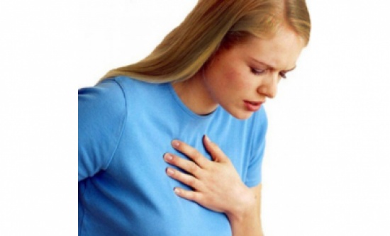 اصابة 4 أشخاص من عائلة واحدة بضيق تنفس في إربد