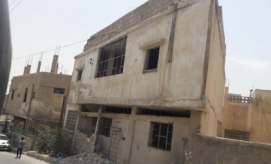 البيوت المهجورة بالزرقاء: مكاره بيئية وصحية وملاذات لممارسة الرذيلة البيوت المهجورة بالزرقاء: مكاره بيئية وصحية وملاذات لممارسة الرذيلة