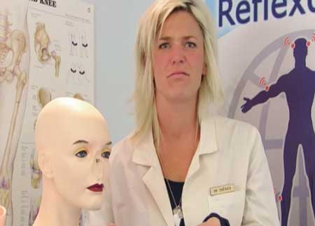 الدمية المريضة