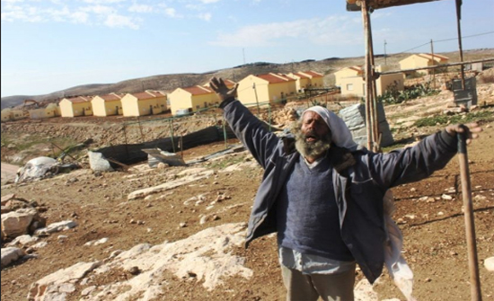 فلسطينيون يواصلون اعتصامهم لمنع الاحتلال من هدم قرية الخان الأحمر