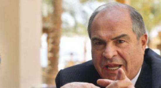 الملقي يتسلم تقرير مكافحة الفساد : سابدا بنفسي وبهذه الحكومة الملقي يتسلم تقرير مكافحة الفساد : سابدا بنفسي وبهذه الحكومة