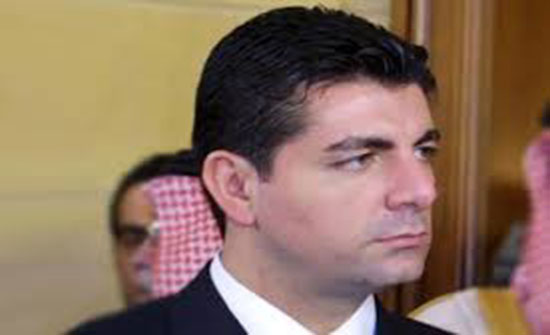 الحريري يتبرع بــــ350 ألف دينار لصندوق النشامى الحريري يتبرع بــــ350 ألف دينار لصندوق النشامى