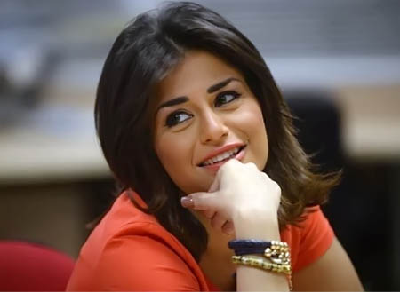 منة فضالي تتحدى بصورتها دون مكياج.. شاهد منة فضالي تتحدى بصورتها دون مكياج.. شاهد