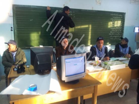 ناخبون في صويلح : واثقون بنزاهة الانتخابات " صور " ناخبون في صويلح : واثقون بنزاهة الانتخابات " صور "