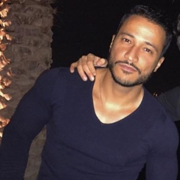 وائل منصور يعبر عن إستيائه من مصر ويصف نفسه بالحشرة وائل منصور يعبر عن إستيائه من مصر ويصف نفسه بالحشرة