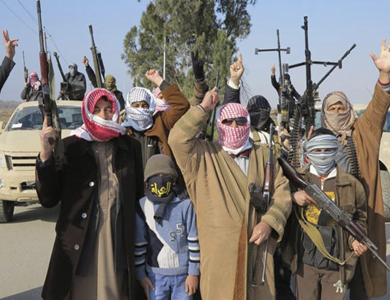 ثوار العشائر يأملون أن يعيد العبادي حقوق أهل السنة بالعراق