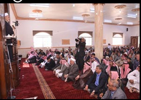 وزير الاوقاف يفتتح مسجد الابرار في مغير السرحان