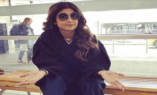 نجمة سينما هندية تشكو تصرفا "مشينا" بالمطار
