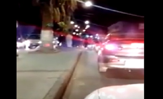بالفيديو : ما حقيقة اختطاف طفلة من مركبة والدها في إربد بالفيديو : ما حقيقة اختطاف طفلة من مركبة والدها في إربد