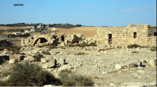 آثار قرية نتل شاهد على عظمة الإنسان الأردني آثار قرية نتل شاهد على عظمة الإنسان الأردني