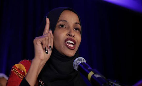 مستشارة ترامب تنشر فيديو "مزيفا" للهجوم على إلهان عمر