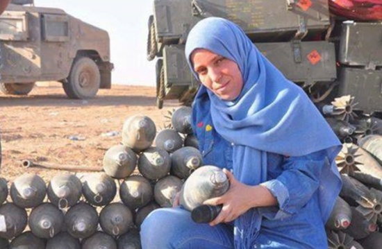 تنظيم الدولة يقنص مراسلة جزائرية ترافق الحشد