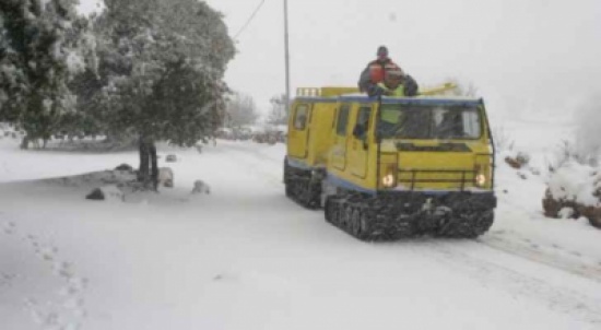 الدفاع المدني يتعامل مع حوادث دهم مياه الدفاع المدني يتعامل مع حوادث دهم مياه