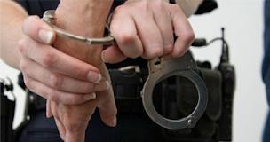 حبس عاطل قتل نجل زوجته واغتصب ابنتها بمساعدتها