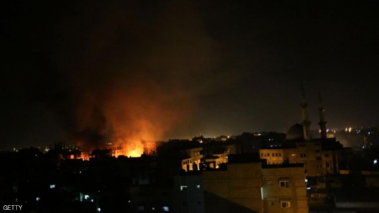 الطيران الإسرائيلي يستهدف موقعين لحماس في قطاع غزة